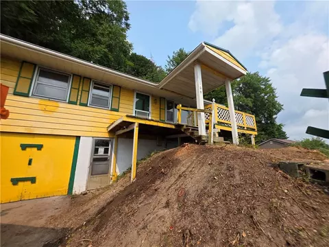 109 Apple St, Clearfield, PA 16830
