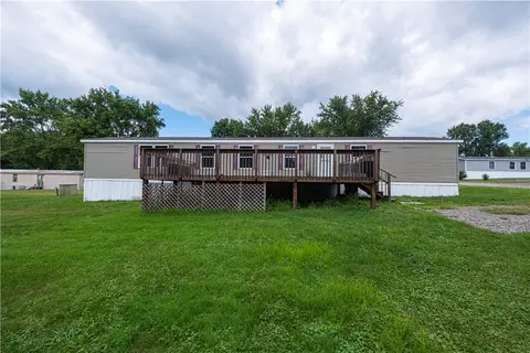 120 Woodview Dr, Valencia, PA 16059