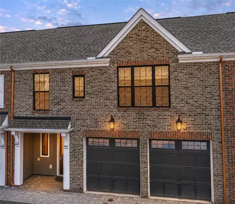 417 Roebling Ct, Cranberry Township, PA 16066