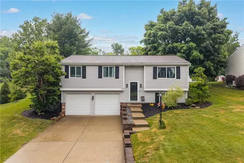 172 Firwood Dr, Bridgeville, PA 15017