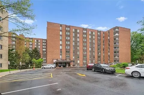 5 Bayard Rd #706, Pittsburgh, PA 15213