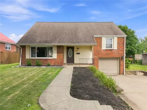 3832 Evergreen Dr, Monroeville, PA 15146