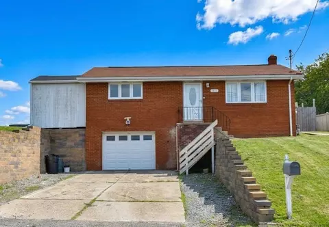 3018 Mount Troy Rd, Pittsburgh, PA 15212