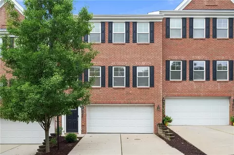 868 Highpointe Cir, Pittsburgh, PA 15220