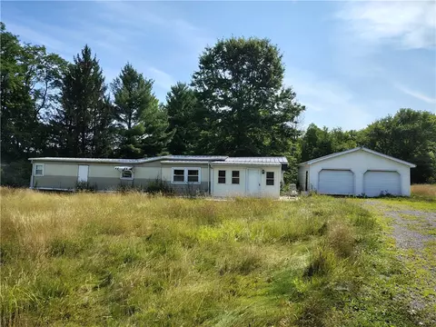 1009 Methodist Rd, Greenville, PA 16125