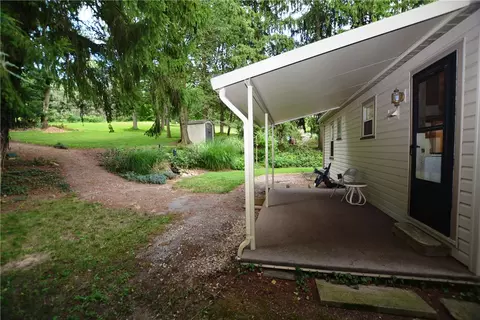Exterior - 2425 Hampton Ave, Allison Park, PA 15101 photo 14 of 16