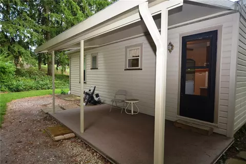 Exterior - 2425 Hampton Ave, Allison Park, PA 15101 photo 15 of 16