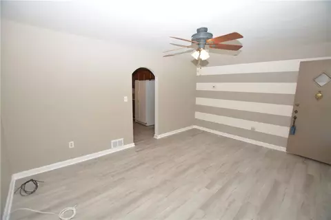 Living - 2425 Hampton Ave, Allison Park, PA 15101 photo 5 of 6