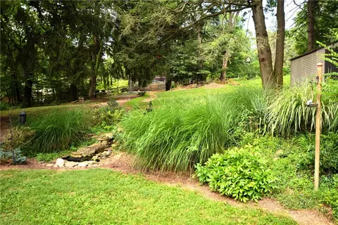 Exterior - 2425 Hampton Ave, Allison Park, PA 15101 photo 4 of 16