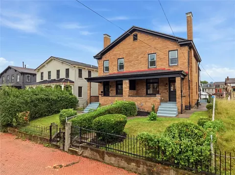 1425 Columbus Ave, Pittsburgh, PA 15233
