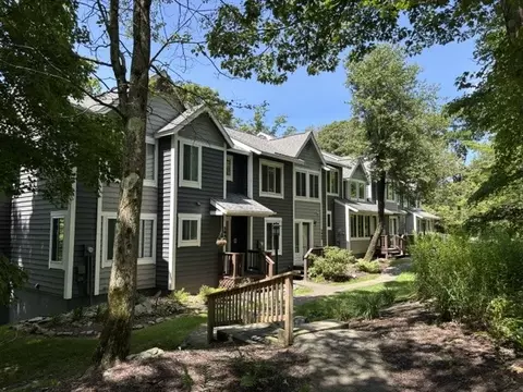 1824 Eagles Ridge Ter, Hidden Valley, PA 15502