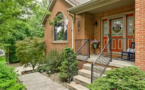 217 Meadow Spring Rd, Greensburg, PA 15601