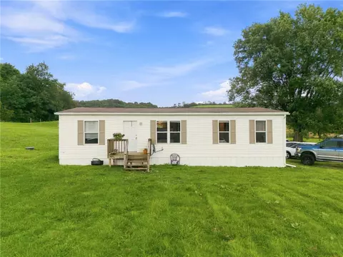 1140 State Route 711, Stahlstown, PA 15687