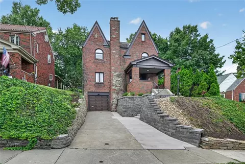 529 Hillcrest Pl, Pittsburgh, PA 15216