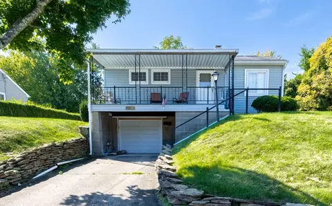 1923 Rhode Is, Aliquippa, PA 15001