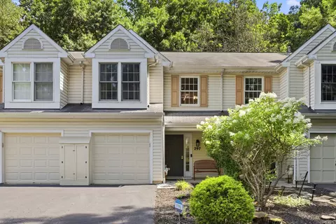 297 Commons, Oakmont, PA 15139
