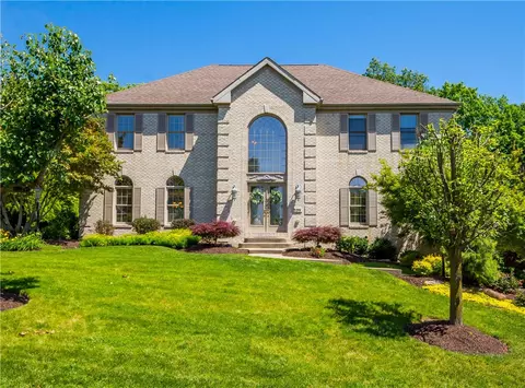 109 Windermere Ct, Canonsburg, PA 15317