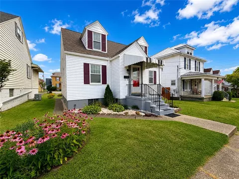 124 Moore Ave, Uniontown, PA 15401