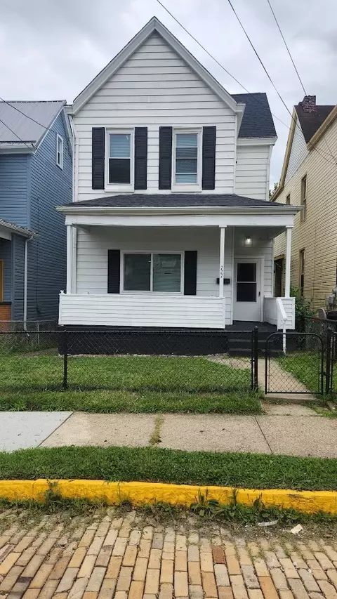 727 Mary St, Mckees Rocks, PA 15136