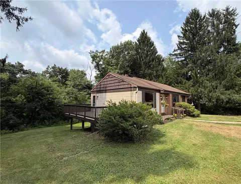 4140 Grandview Dr, Gibsonia, PA 15044