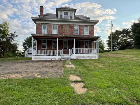 847 Old National Pike, Brownsville, PA 15417