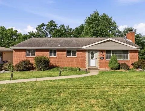 4774 Beall Dr, Pittsburgh, PA 15236