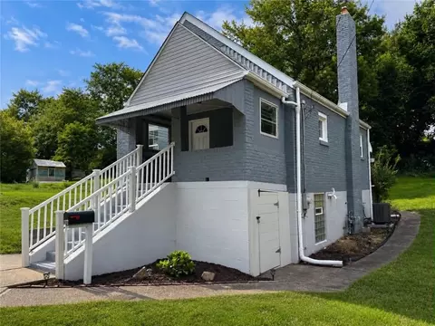1372 Washington Blvd, Port Vue, PA 15133