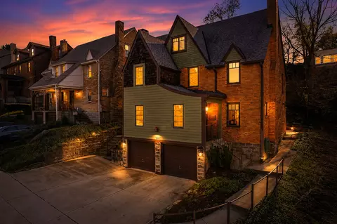 208 Lemoyne, Pittsburgh, PA 15228