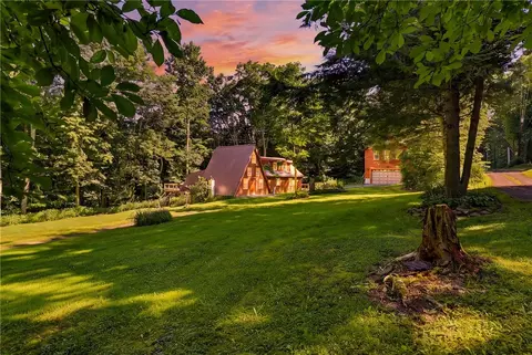159 Zorn Dr, Somerset, PA 15501