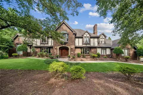326 Red Oak Ct, Monroeville, PA 15146