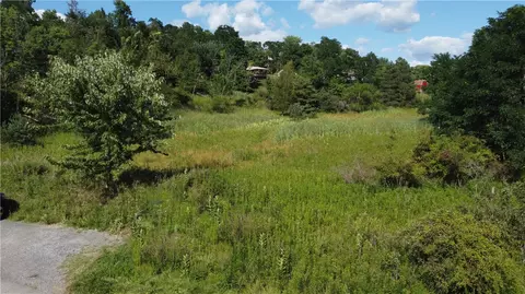 3231 Camberly Dr, Gibsonia, PA 15044