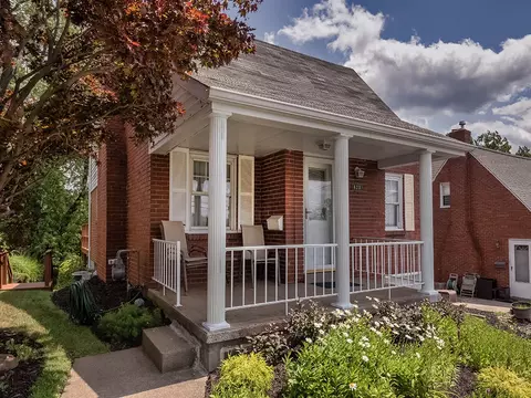 823 Rolling Rock, Pittsburgh, PA 15234