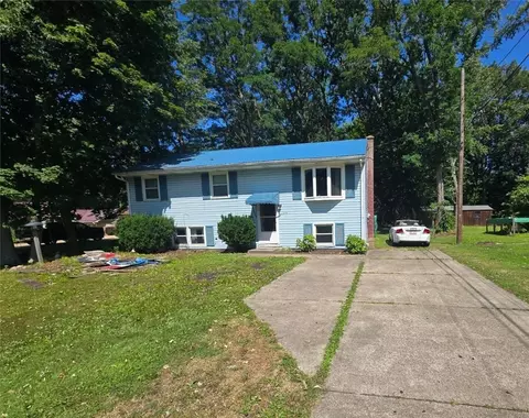 470 Glenridge Rd, Erie, PA 16509