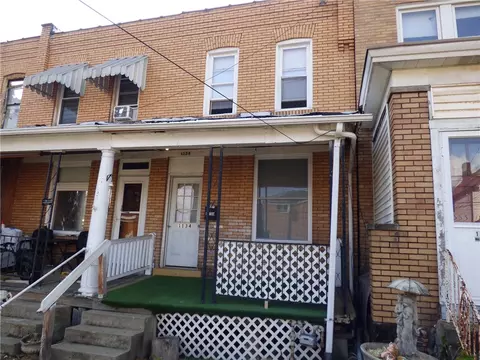 1134 Race St, Mckees Rocks, PA 15136