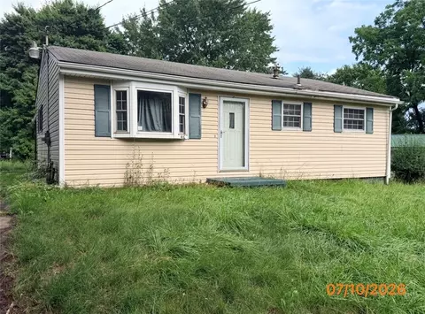 25 Lincoln Ave, Wheatland, PA 16161