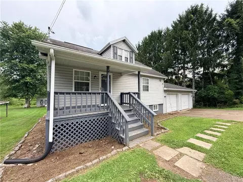615 Pala Ave, Fairbank, PA 15435