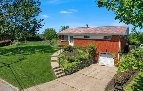 140 Broadcrest, Pittsburgh, PA 15235