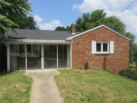 955 Buena Vista St, Washington, PA 15301