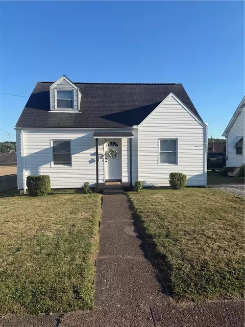 203 Westwood Ave, Masontown, PA 15461