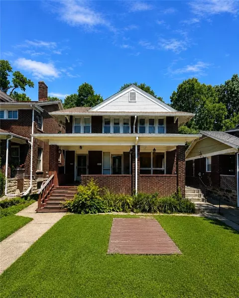 5713 Pocusset St, Pittsburgh, PA 15217