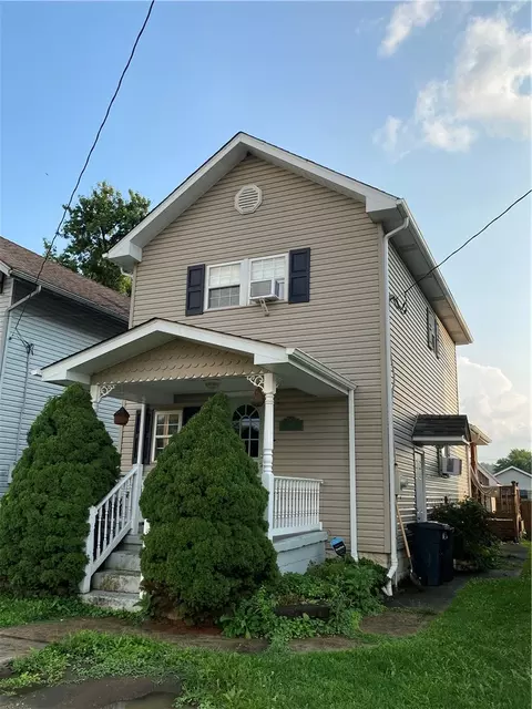 507 Sutherland St, Stockdale, PA 15483