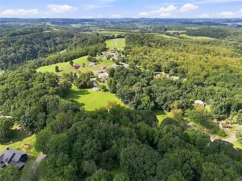 1100 S Grandview Ave, Youngwood, PA 15697