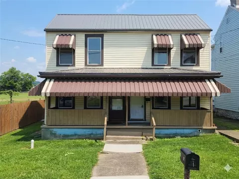 15-16 3rd St, Charleroi, PA 15022