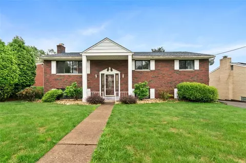 214 Maurice Ct, Pittsburgh, PA 15235