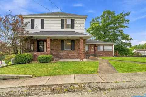 17 Church St, New Salem, PA 15468
