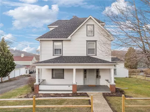 42 Highland Ave, Burgettstown, PA 15021