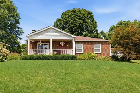 261 Chicora Rd, Butler, PA 16001