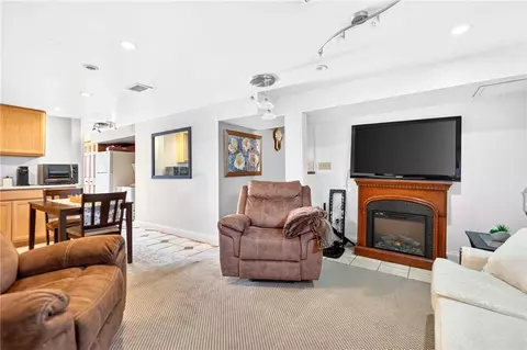 Living - 20 Irwin Dr, Monongahela, PA 15063 photo 3 of 5