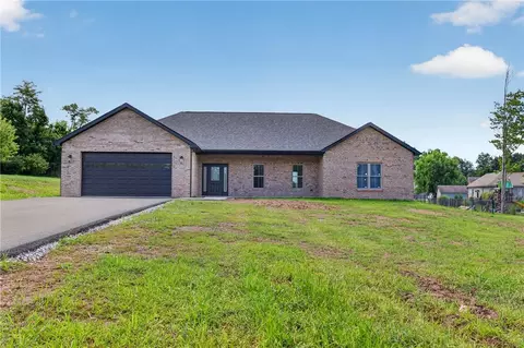 237 Willow Way, Uniontown, PA 15401
