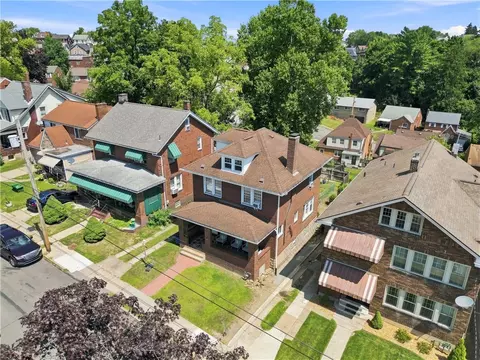 2121 Duquesne Ave, Mckeesport, PA 15132